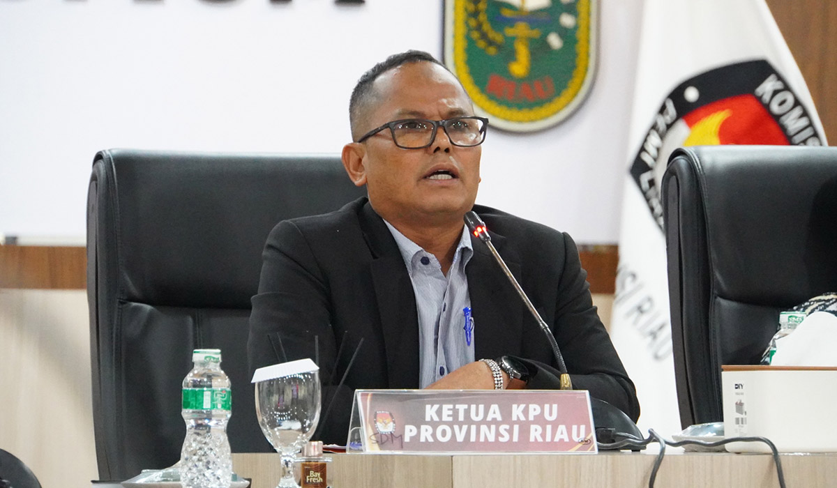 Ketua KPU Provinsi Riau Rusidi Rusdan.