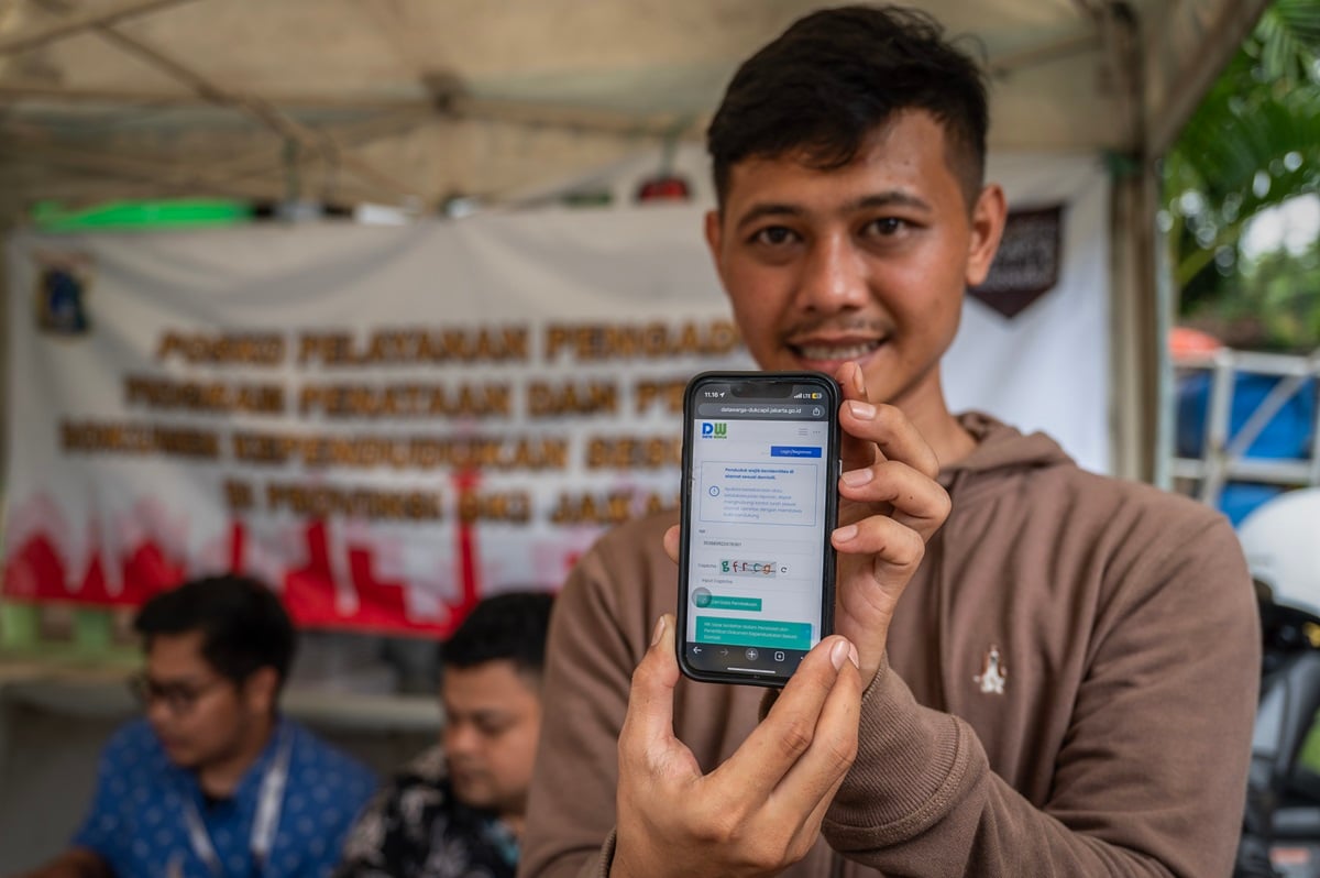 Penonaktifan NIK Jakarta Picu Kekhawatiran Pekerja Asal Jakarta di Luar Daerah