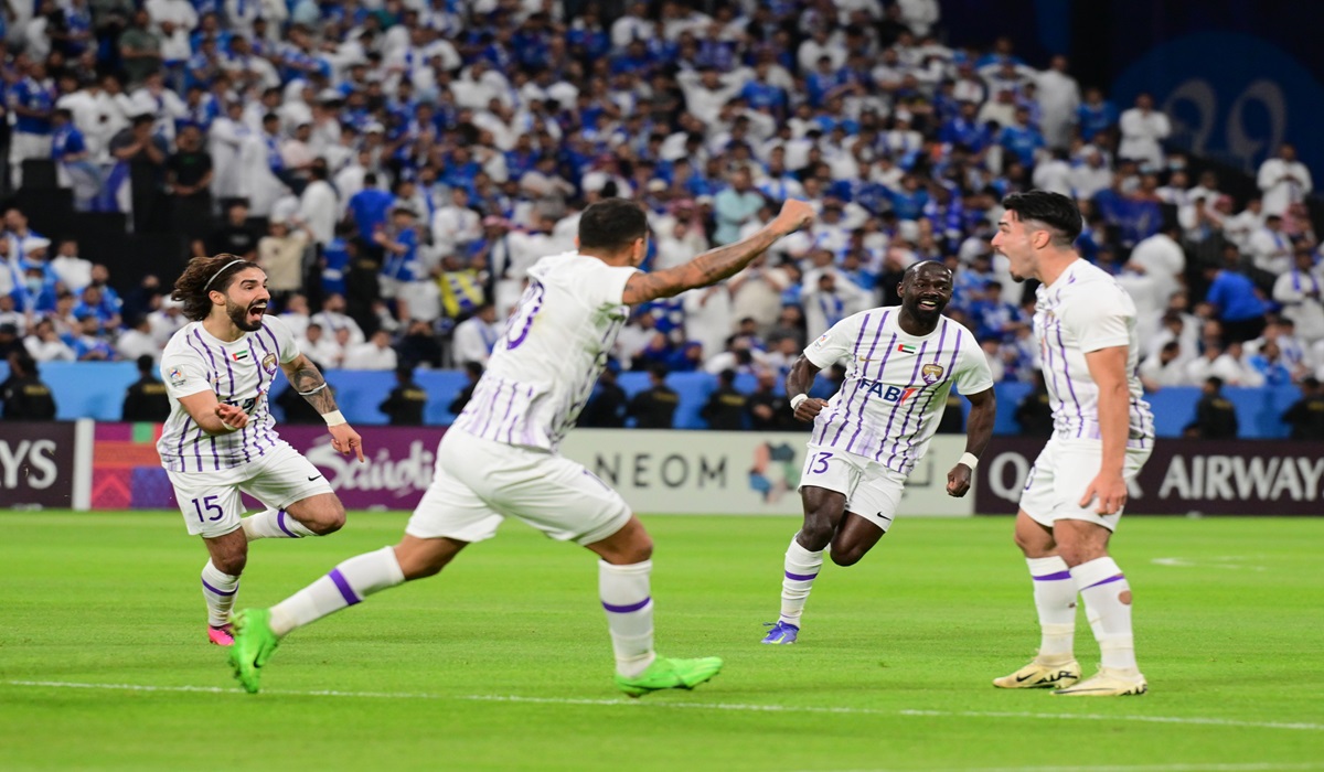 Para pemain Al Ain melakukan selebrasi usai mencetak gol ke gawang Al Hilal di laga leg kedua semifinal Liga Champions Asia.