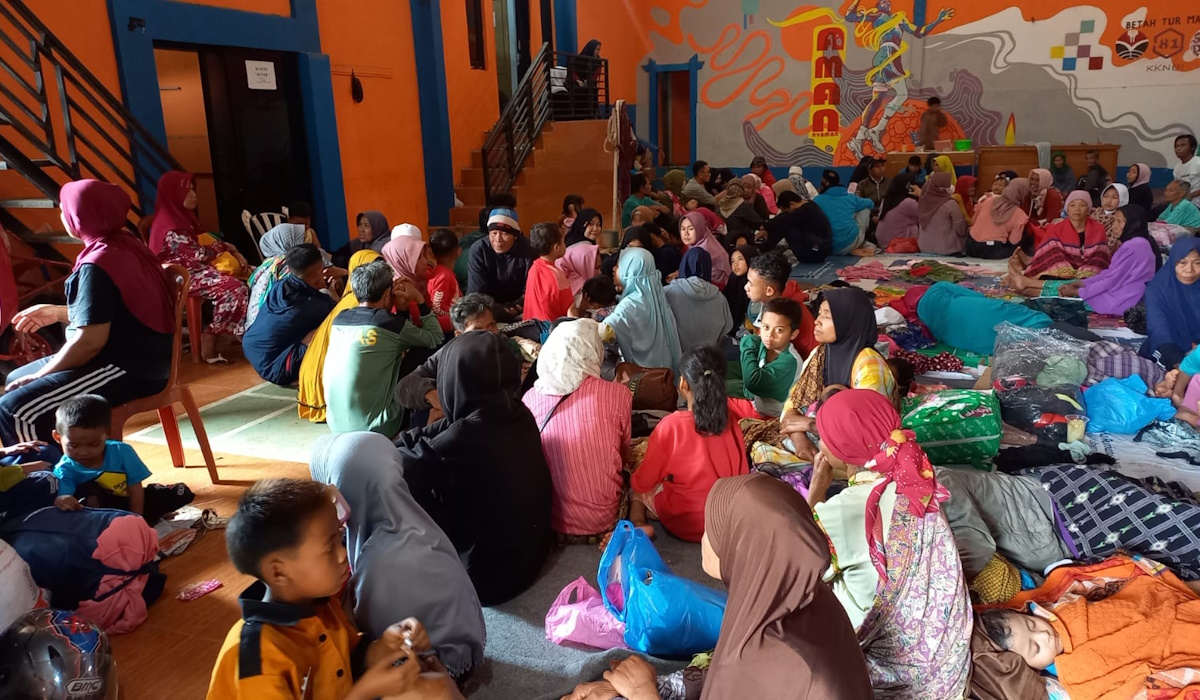 Korban longsor di Kampung Gintung, Desa Cibenda, 