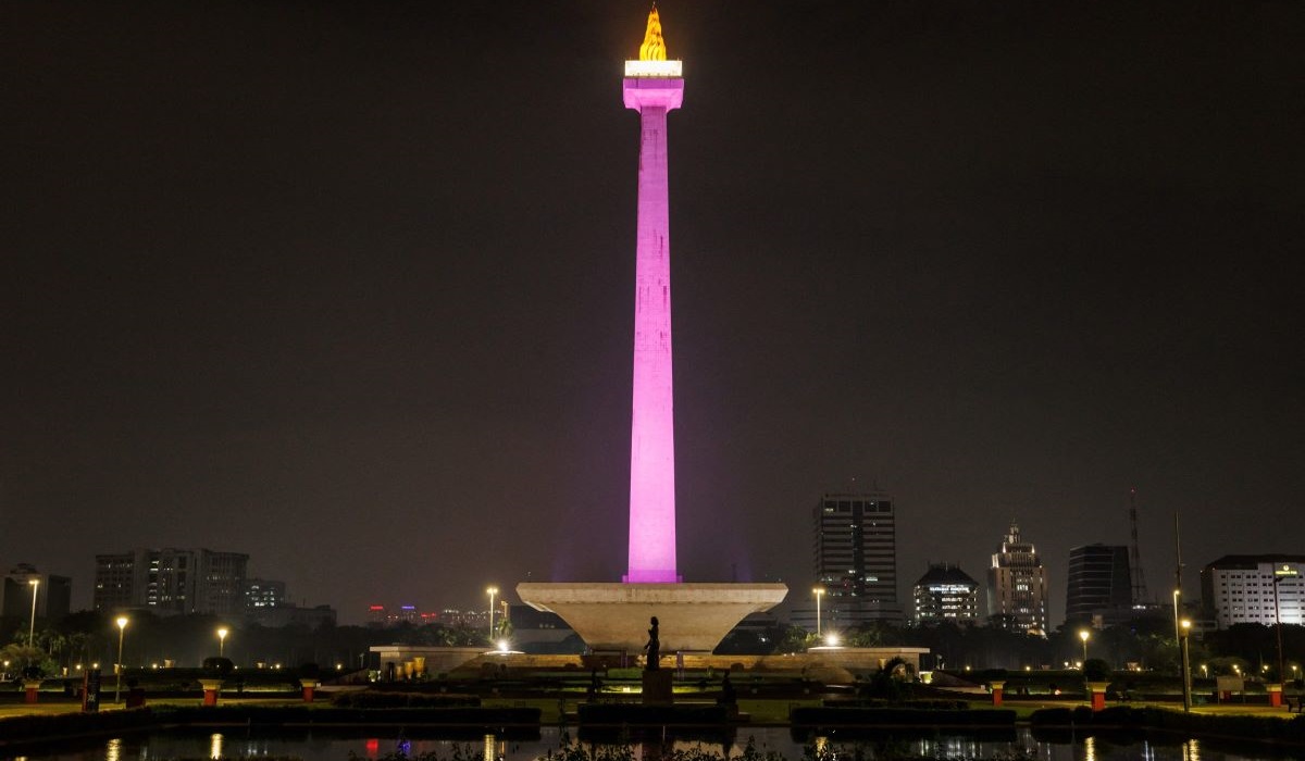 Monas.
