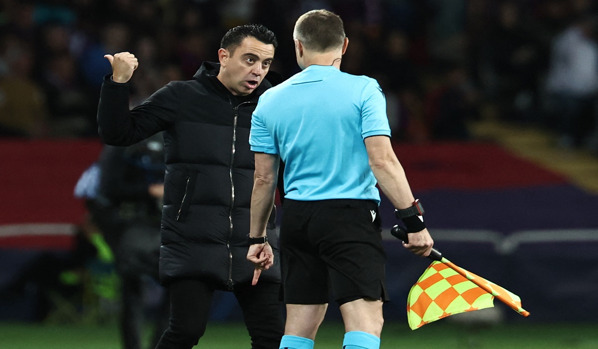 Xavi Sebut Barcelona Kalah dari PSG karena Performa Buruk Wasit