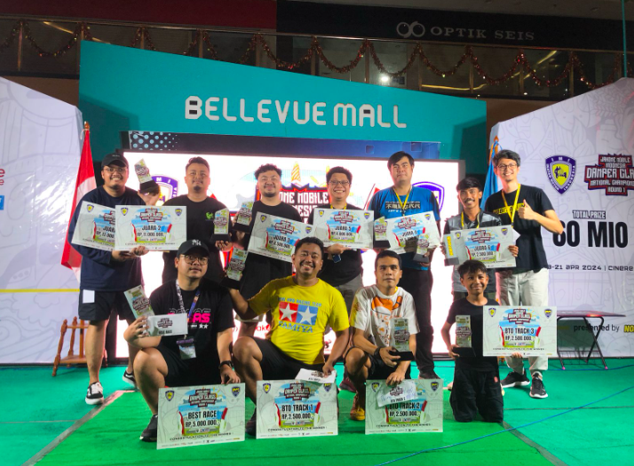 Putaran Pertama Kejuaraan Nasional Indonesia Damper Class (IDC) Tuned Mini 4WD IMI 2024 di Bellevue Mall Cinere, Jakarta.