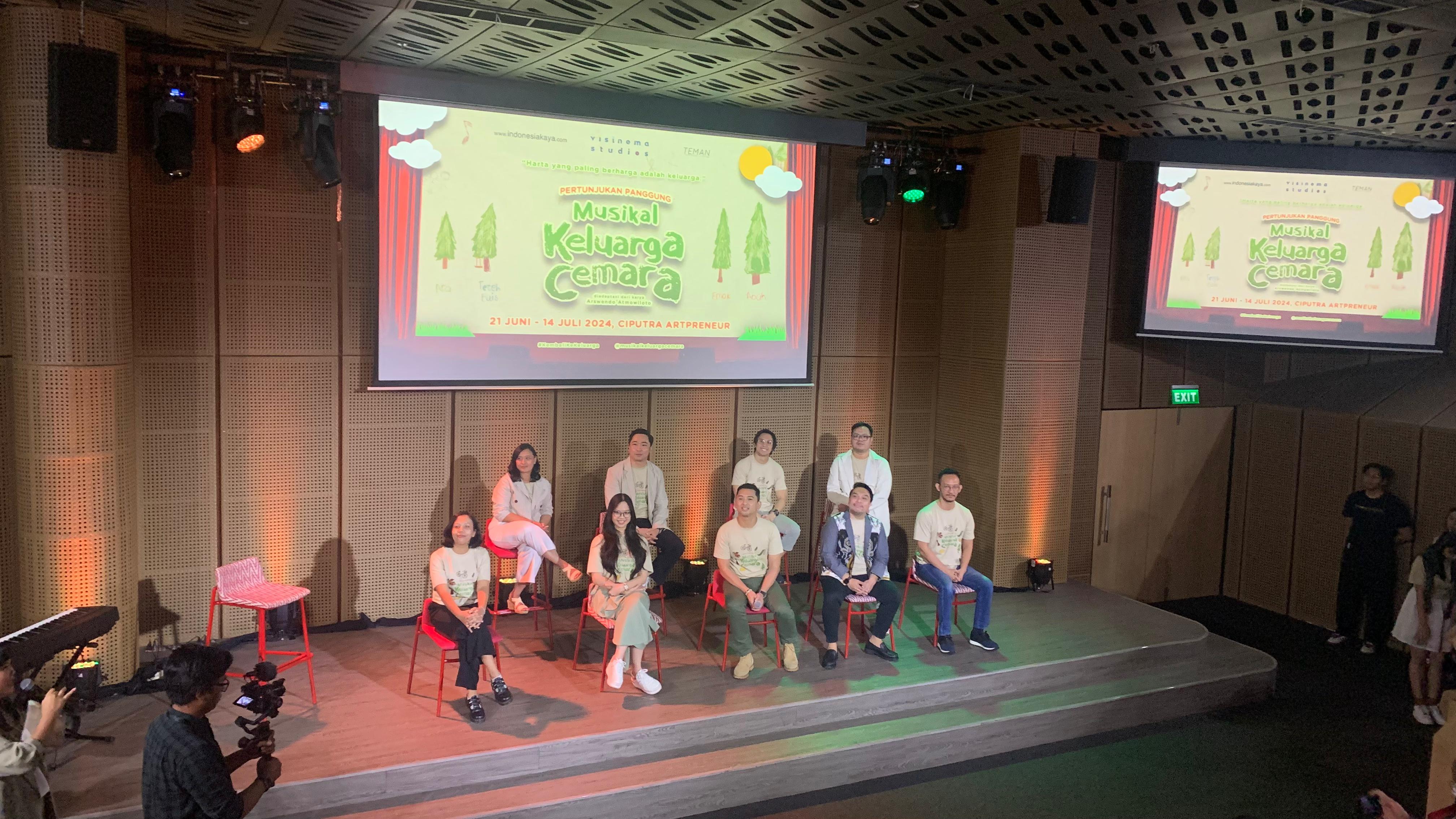 Press Confrence, pentas musikal Keluarga Cemara diproduksi oleh Visinema Studios, Galeri Indonesia Kaya, dan Teater Musikal Nusantara