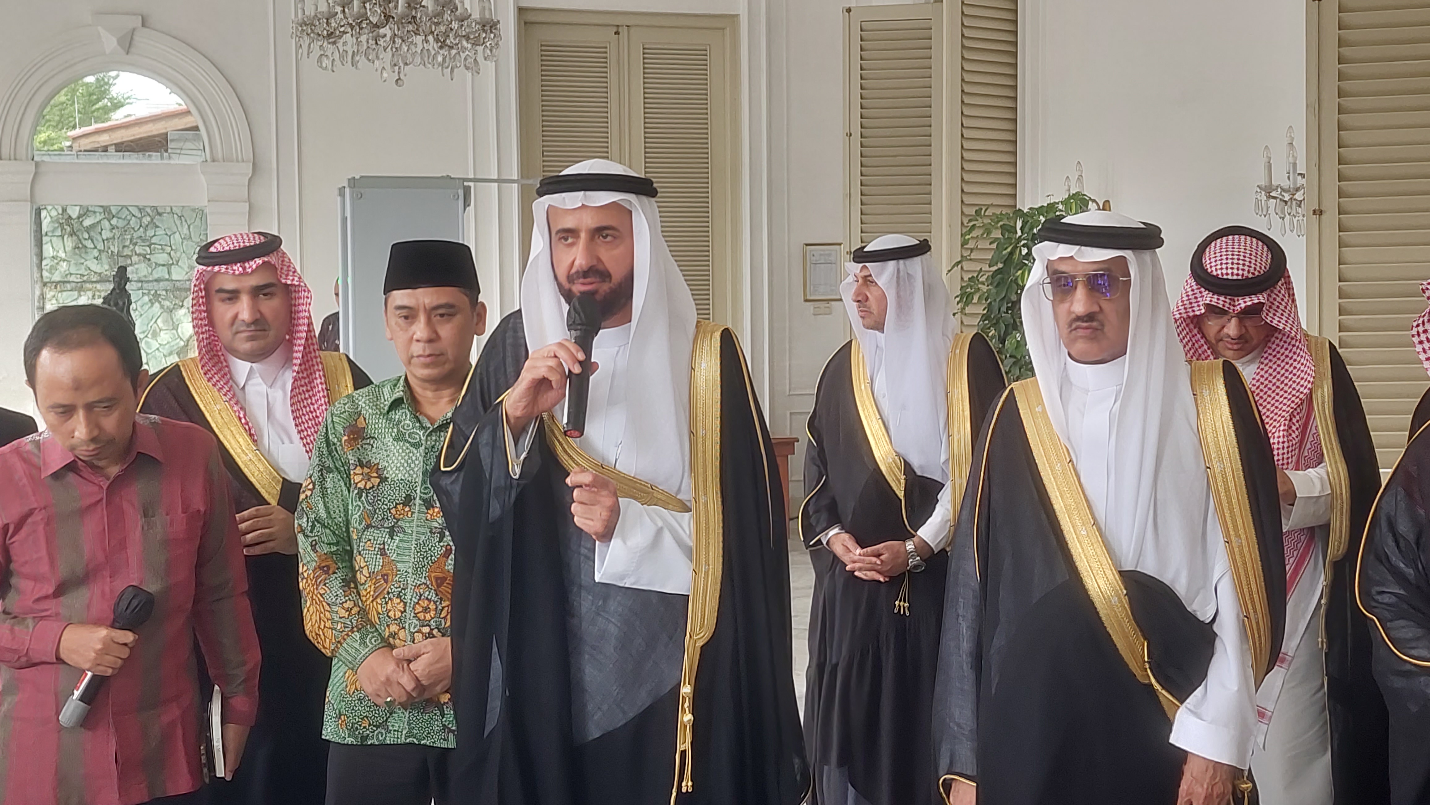 Menteri Haji dan Umrah Kerajaan Arab Saudi Tawfiq bin Fawzan Al-Rabiah bertamu ke Indonesia