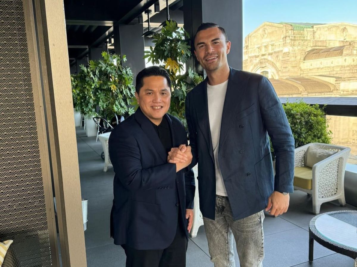 Ketua PSSI Erikc Thohir bertemu kiper Inter Milan keturunan Indonesia Emil Audero.