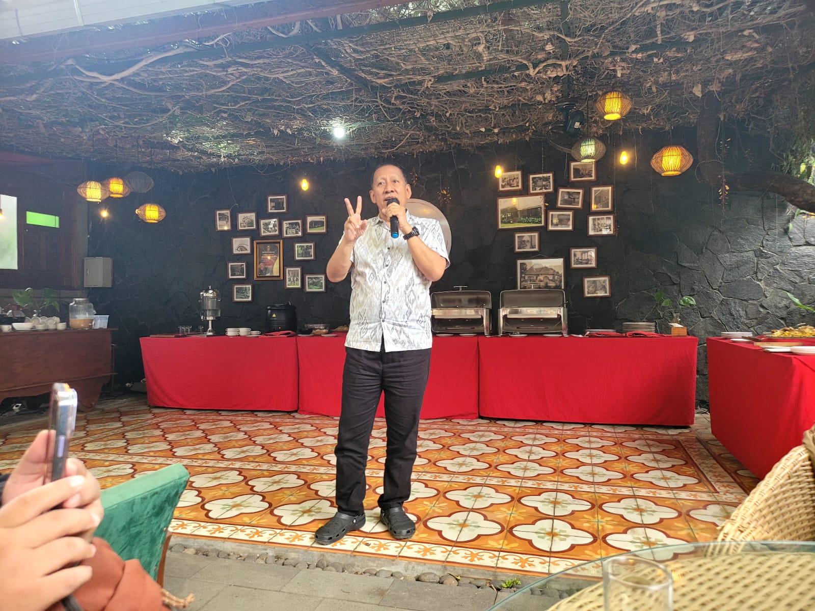  Dekan Sekolah Bisnis dan Manajemen ITB Ignatius Pulung Nurprasetio.