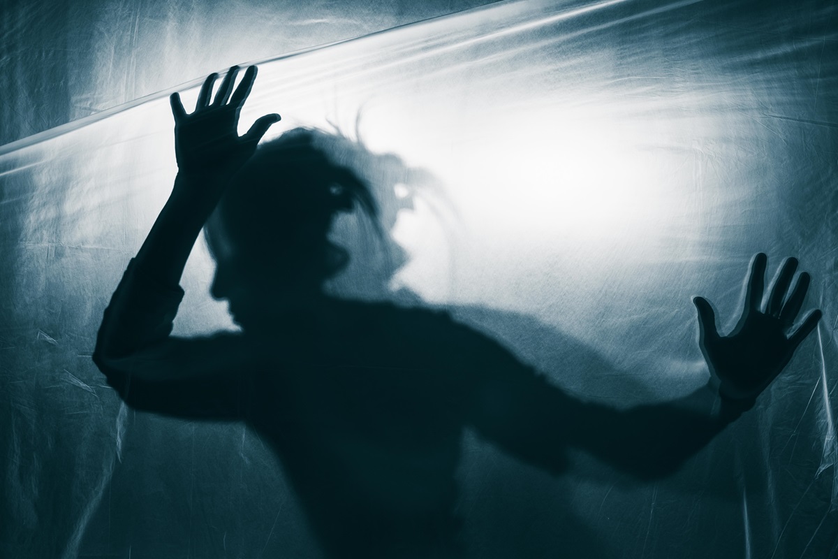 Kepolisian meminta masyarakat untuk tidak menyebarluaskan video bunuh diri MJ guna mencegah aksi serupa di masa mendatang.