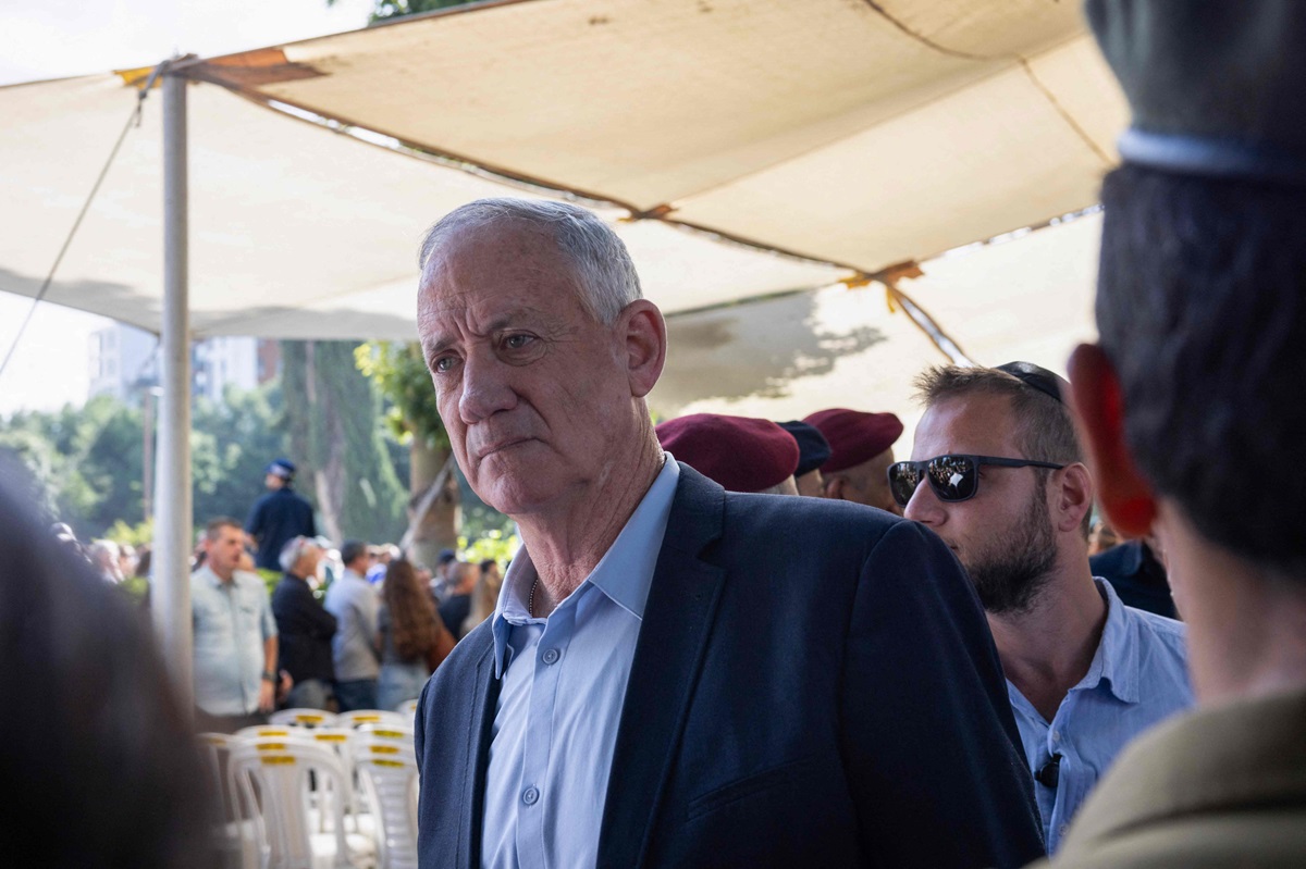 Pesaing utama PM Benjamin Netanyahu, Benny Gantz menyerukan pemilihan digelar pada September. 