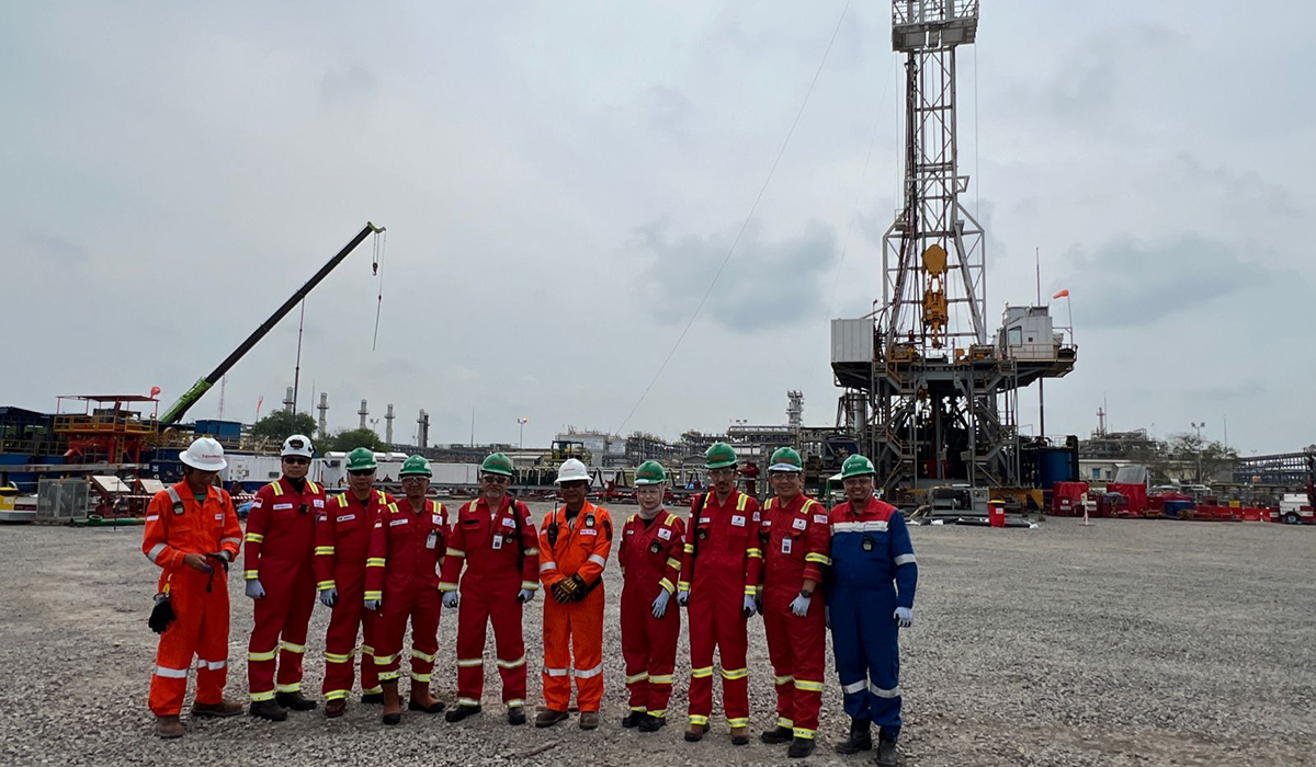 Pemboran sumur B-13 yang merupakan pemboran sumur pertama dalam kegiatan pemboran Banyu Urip Infill Clastic di Blok Cepu, Bojonegoro, Jatim.