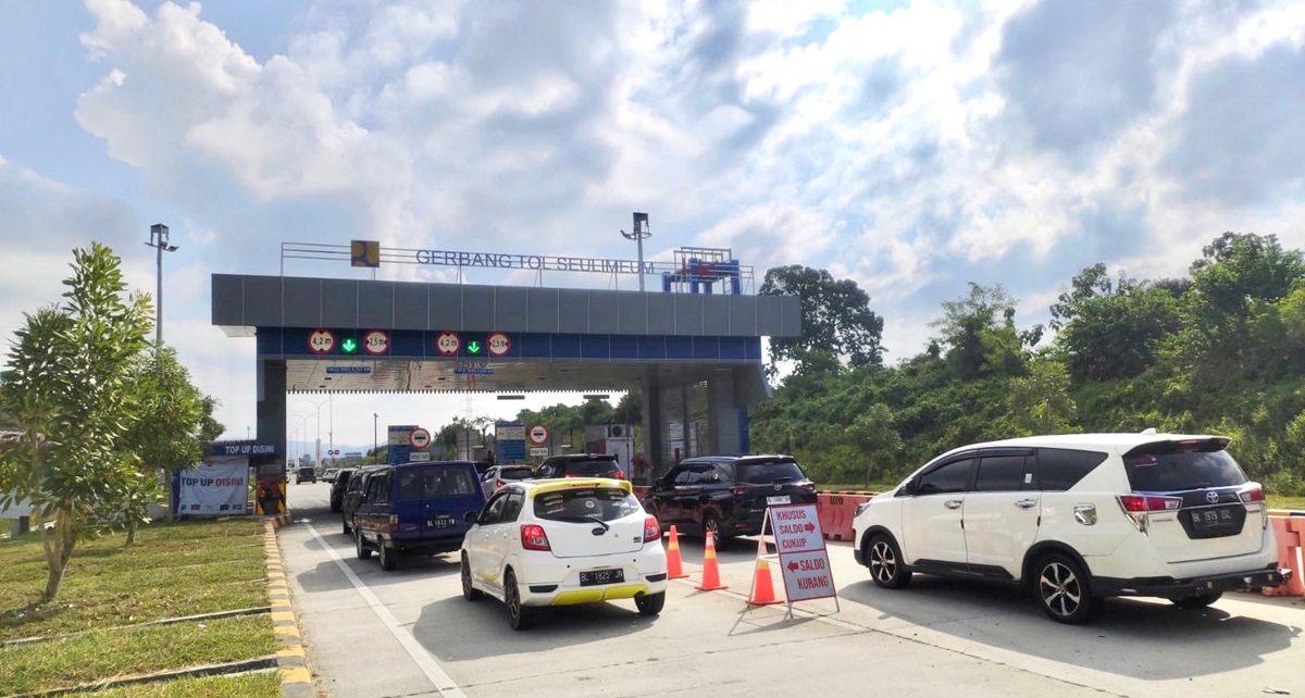 PT Hutama Karya mencatatkan rata-rata trafik yang cukup ramai di JTTS selama Hari Lebaran 2024