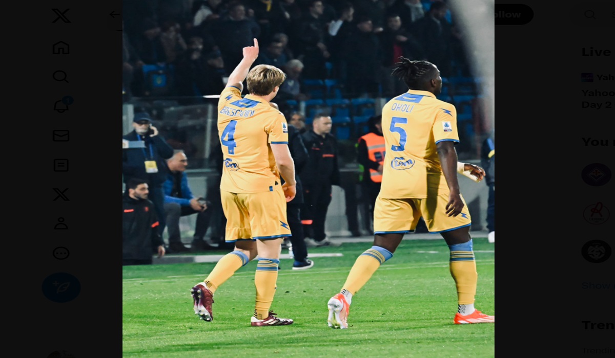 Pemain Frosinone melakukan selebrasi usai mencetak gol ke gawang Salernitana di laga Serie A.