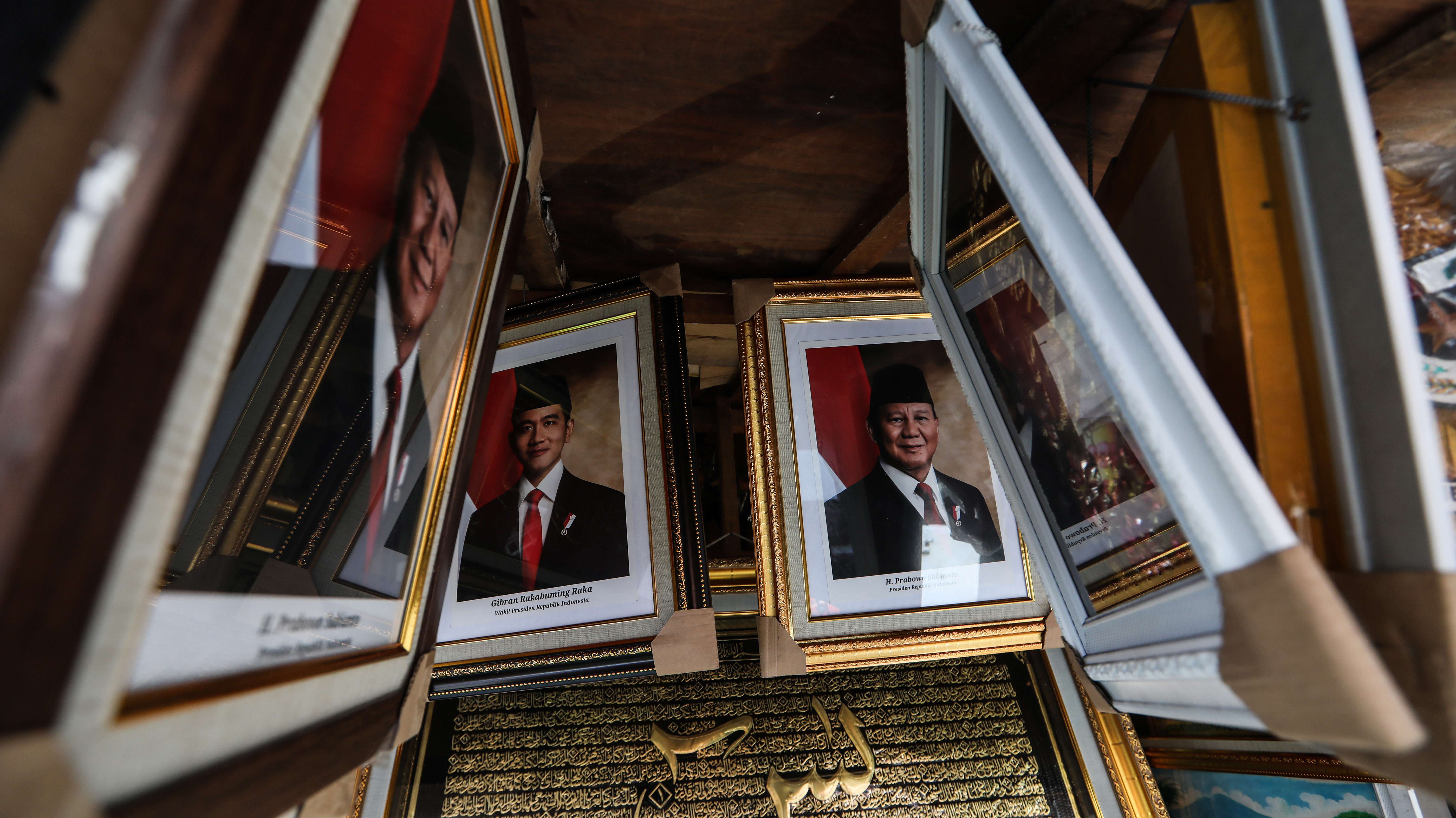 Foto Prabowo Subianto dan Gibran Rakabuming Raka sebagai Presiden dan Wakil Presiden 2024-2029