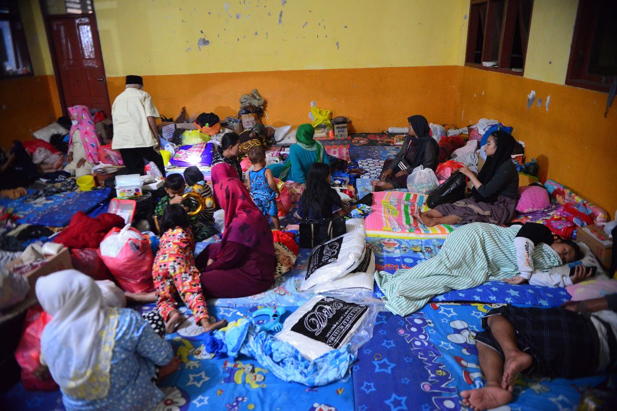 Ilustrasi warga mengungsi