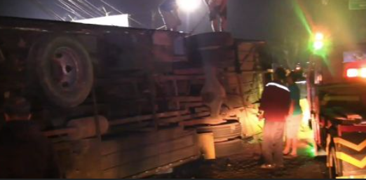 Kecelakaan bus pariwisata yang mengangkut rombongan dari SMK Lingga Kencana