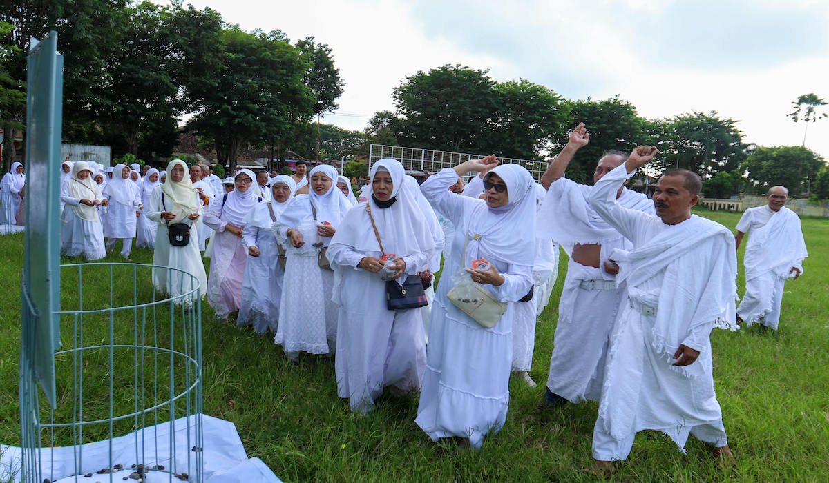 Jemaah haji dari Batam siap berangkat ke tanah suci