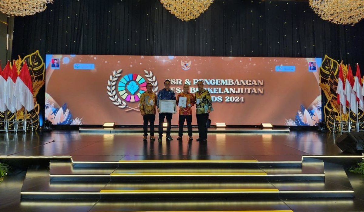 Sinar Mas Land kembali menorehkan prestasi tingkat nasional dalam ajang Penghargaan CSR dan Pembangunan Desa Berkelanjutan (PDB) Award 2024.