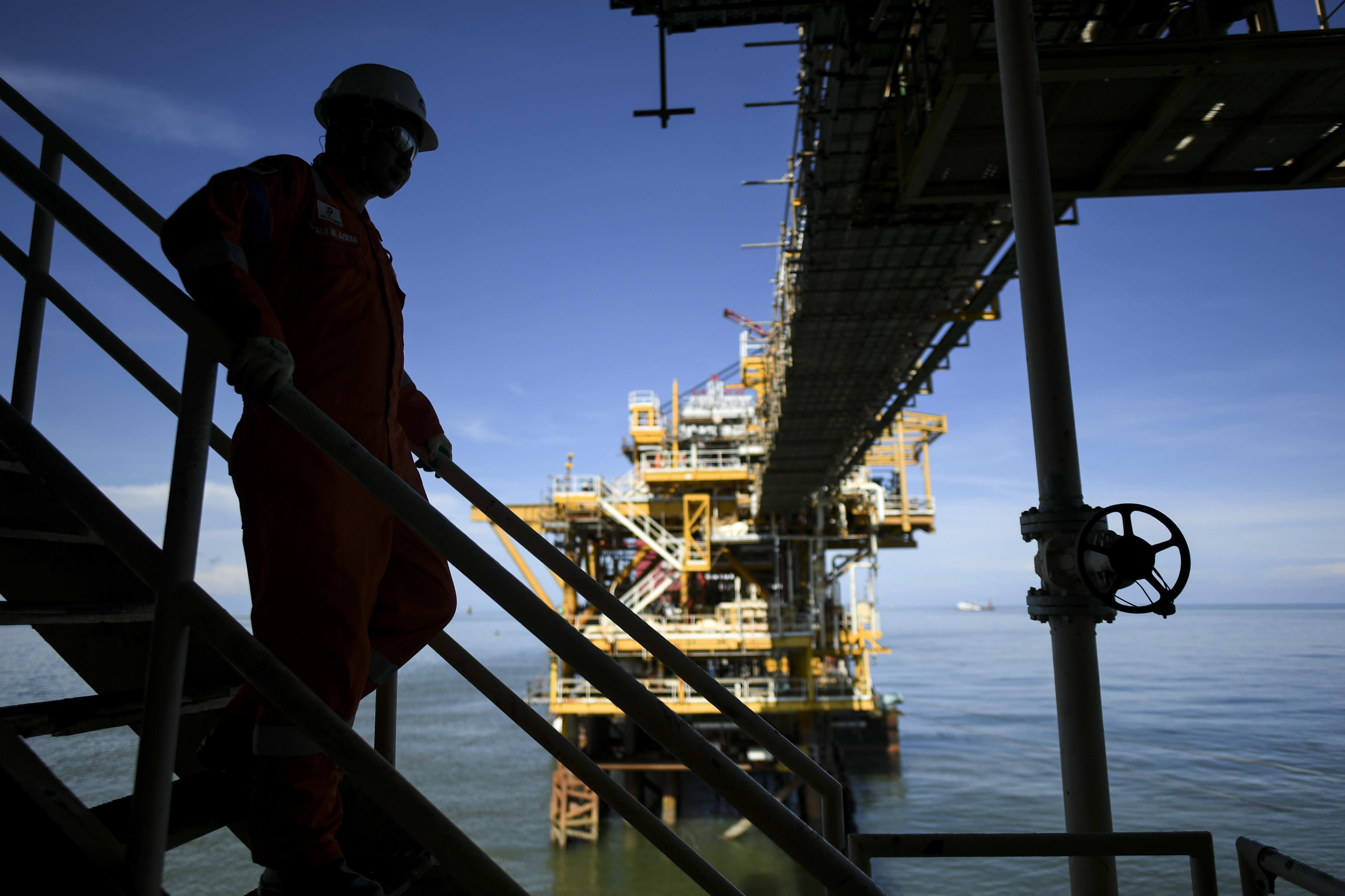 Ilustrasi tambang migas 