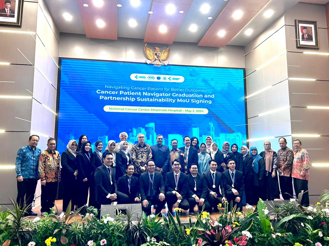 Acara kelulusan angkatan pertama NAPAK yang berlangsung di Pusat Kanker Nasional Dharmais, Jakarta, Kamis (2/5/2024) 