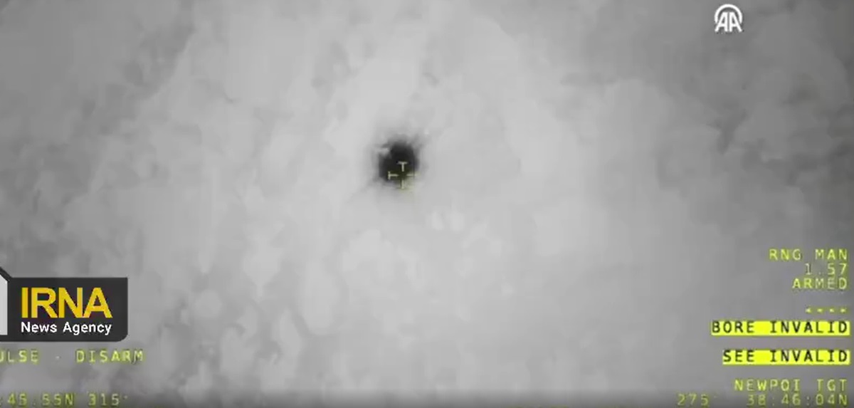 Bulan Sabit Merah Iran mengatakan tim penyelamat telah menemukan helikopter yang ditumpangi Presiden Iran Ebrahim Raisi, Senin (20/5).