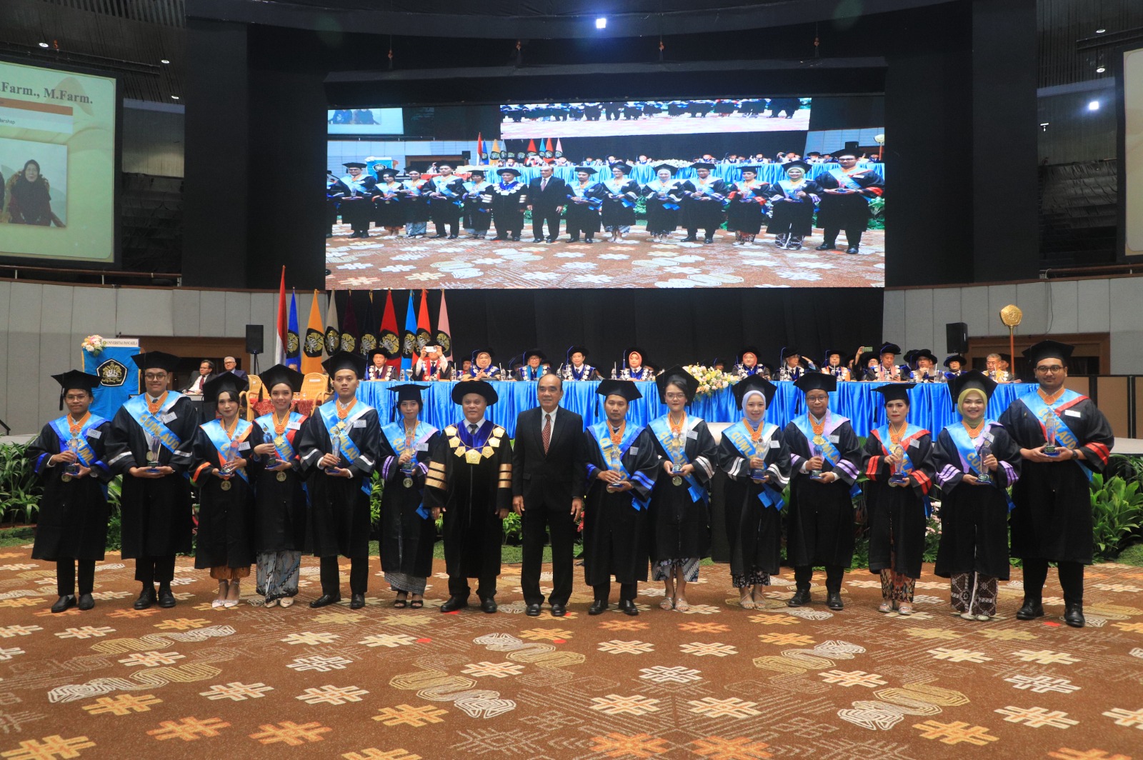 Wisuda Semester Ganjil Tahun Akademik 2023/2024, di Jakarta Convention Center, Selasa (21/5)
