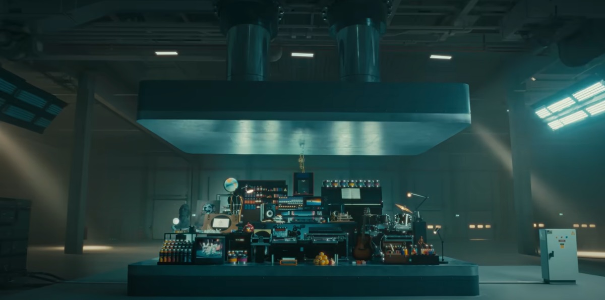 Apple telah meminta maaf atas iklan terbaru iPad Pro yang menuai kontroversi karena dianggap merayakan penghancuran kreativitas manusia oleh