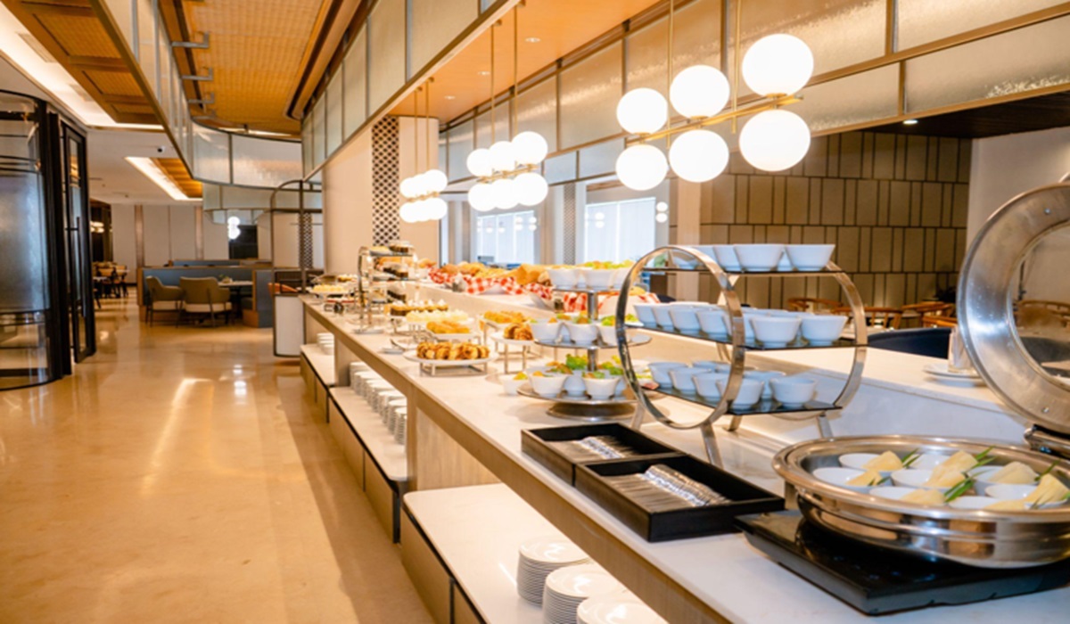 Restoran Crystal Sapphire di Grand Mercure Solo Baru