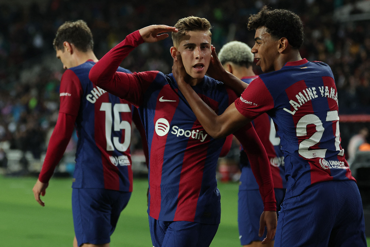 Dua pemain muda FC Barcelona kian bersinal bersama Blaugrana di tim seniornya