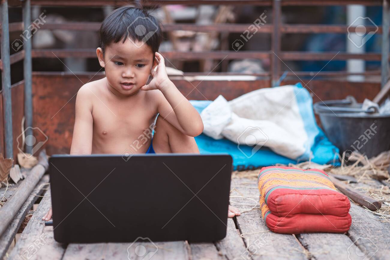 Pemerintah Pastikan Regulasi Peta Jalan Perlindungan Anak di Ranah Daring Selesai Tahun ini