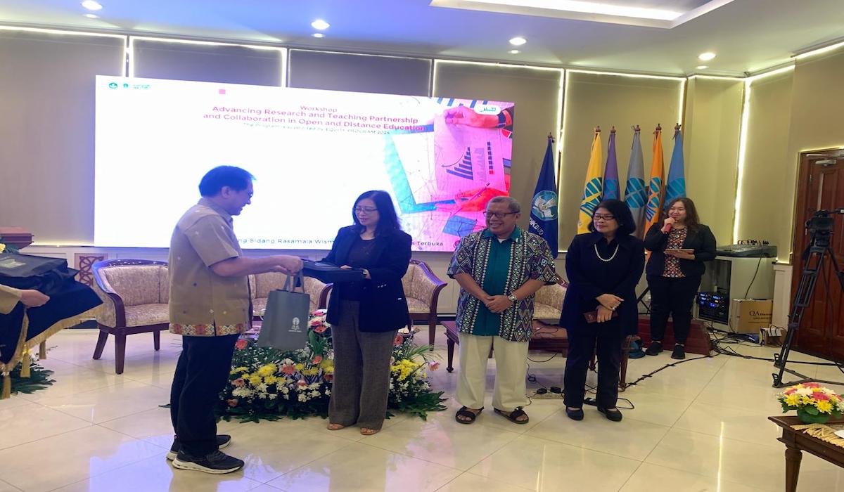 Riset dan kolaborasi di Universitas terbuka (UT)