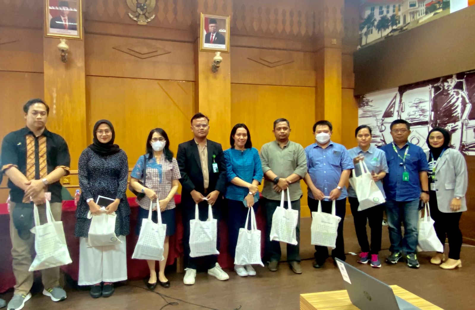 Penyelenggaraan pengawasan ketenagakerjaan oleh Disnakertransgi Kota Administrasi Jakarta Barat bersama Ekrutes.id