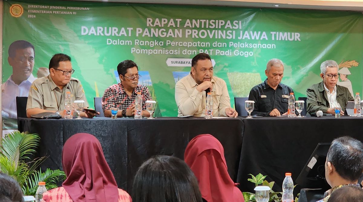 Kementan menggelar rapat antisipasi darurat pangan di Surabaya, Jawa Timur.