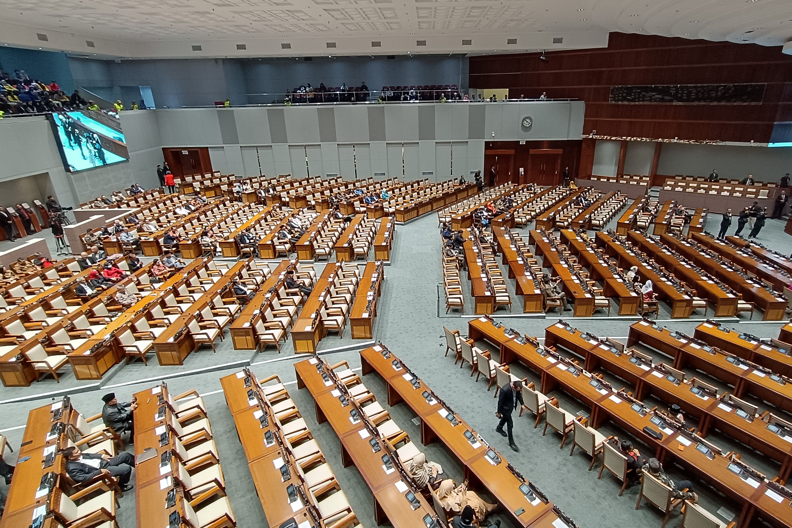 Suasana ruangan sidang paripurna DPR