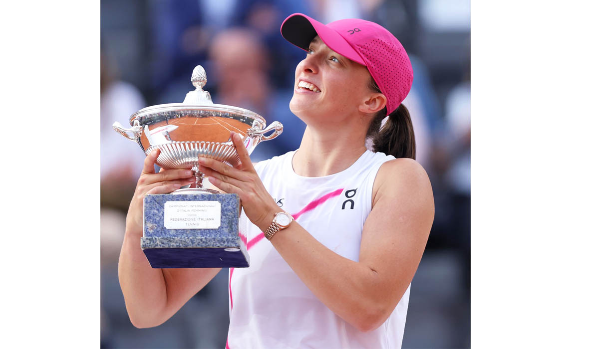 Petenis peringkat satu dunia, Iga Swiatek, mengalahkan peringkat dua dunia, Aryna Sabalenka, dalam dua set langsung untuk memenangkan final 