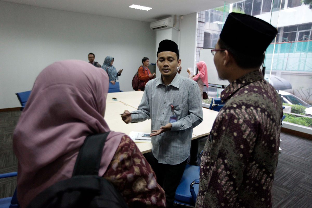 PLT Kepala Pemeriksaan Laporan Keasistenan Utama VI Ombudsman RI, Ahmad Sobirin (tengah) sebut banyak laporan terkait CASN yang tidak transp