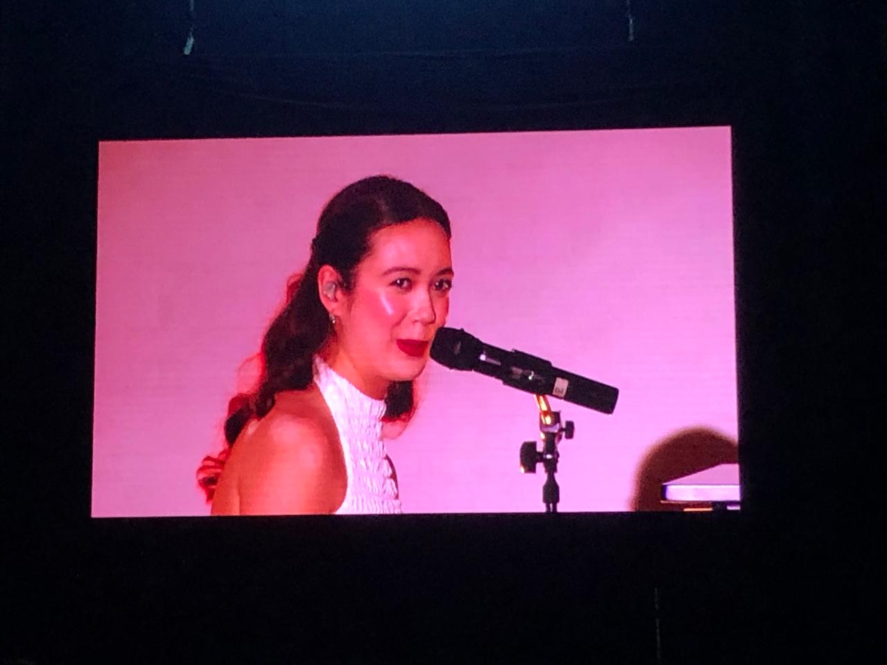 Penyanyi Laufey tampil di BNI Kava Jazz Festival 2024, Jumat (24/5).