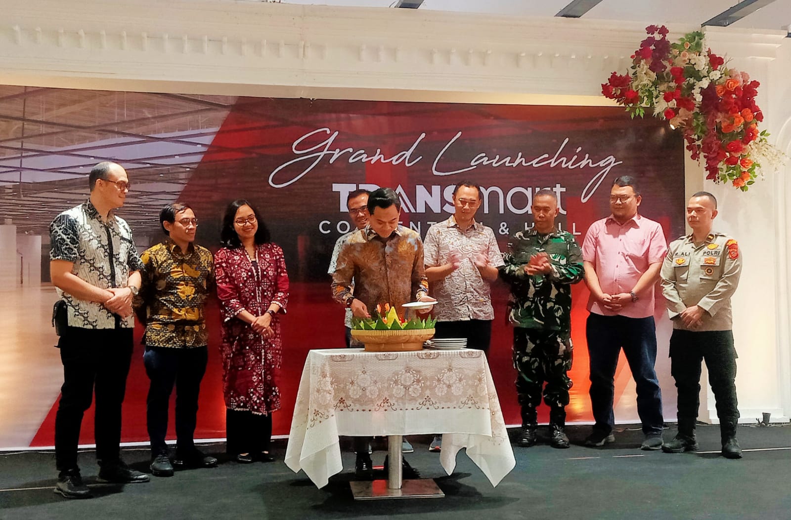 Pembukaan Transmart Convention & Hall Cimahi dan Cipadung, Bandung.