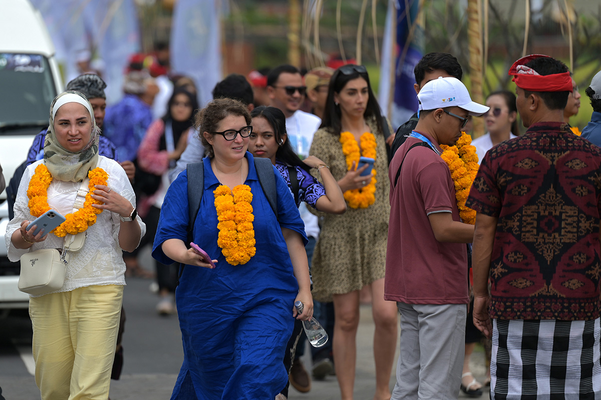 Sejumlah partisipan tiba di kawasan wisata Jatiluwih saat field trip World Water Forum ke-10 2024 di Tabanan, Bali, Kamis (23/5/
