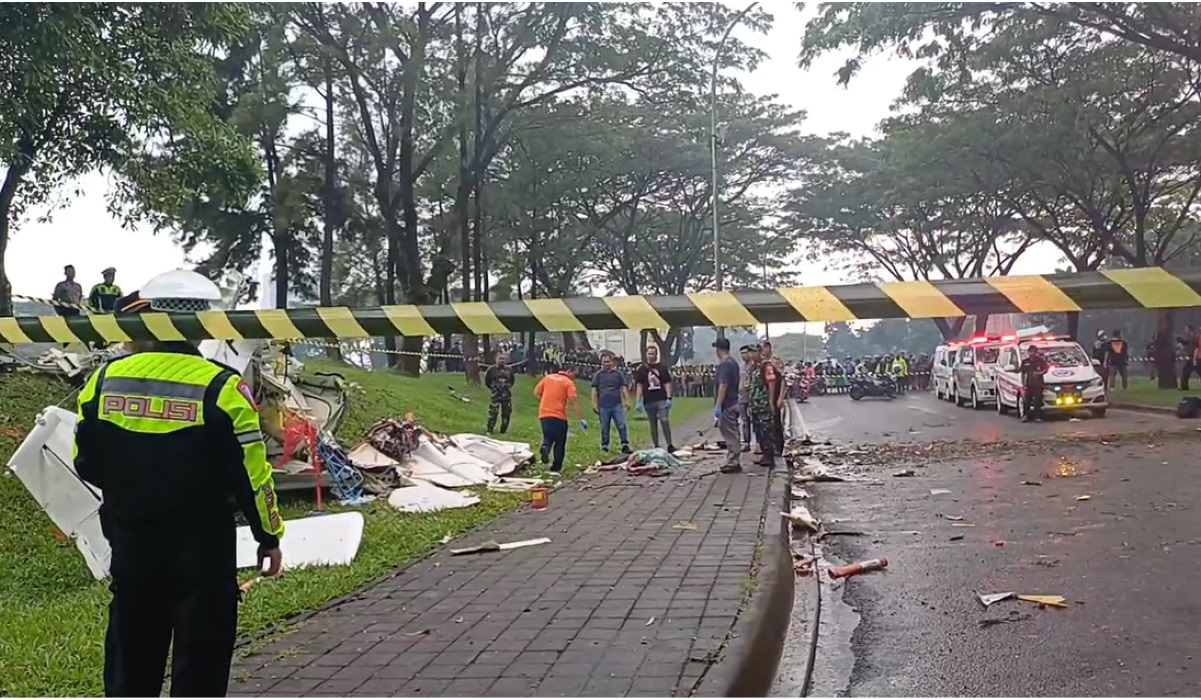 Tempat pesawat latih jatuh.