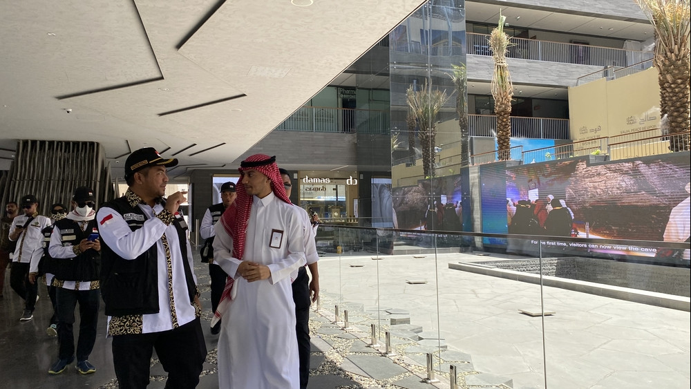 Kadaker Madinah Ali Machzumi saat mengunjungi Museum As Safiyyah Madinah