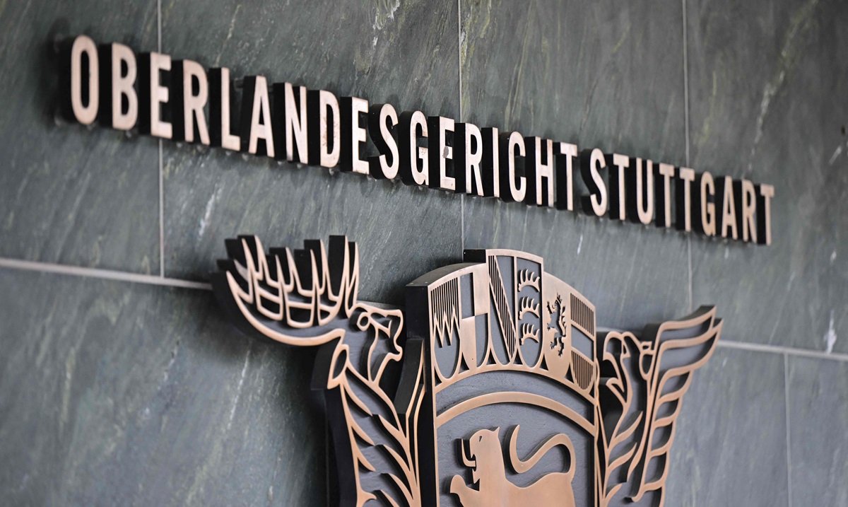 Seorang bangsawan Jerman, Heinrich XIII Pangeran Reuss, menghadapi tuduhan merencanakan penggulingan pemerintah Jerman dan menculik Presiden