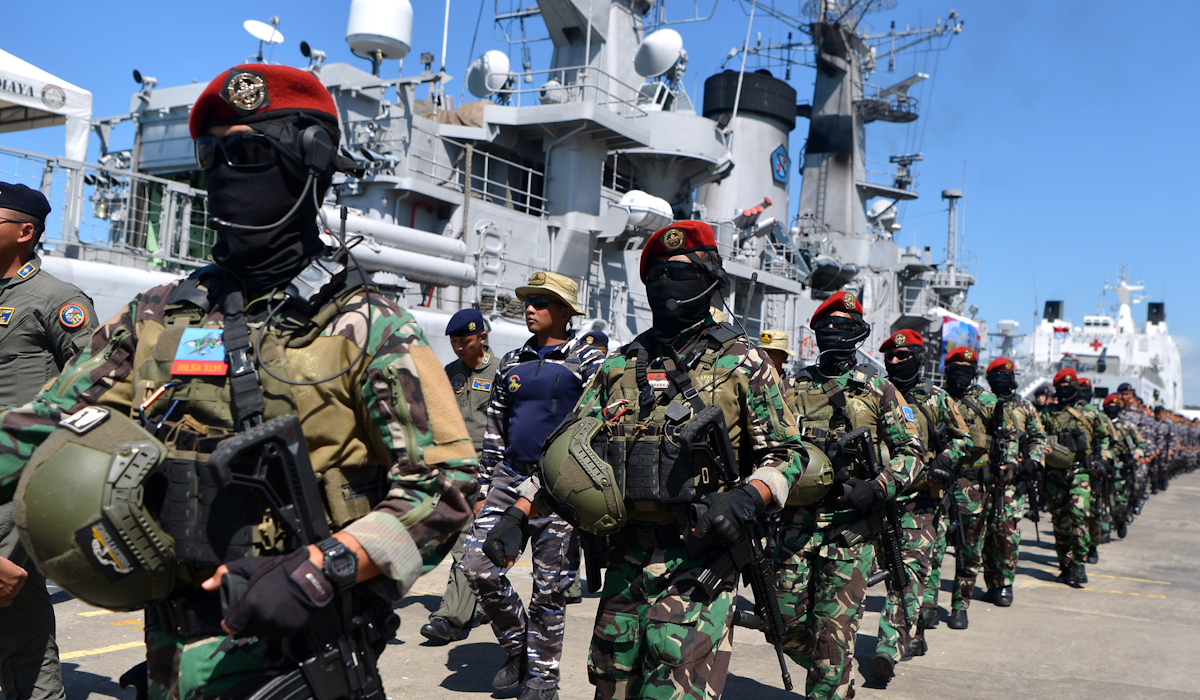 Ilustrasi: prajurit TNI AL mengikuti apel kelengkapan Satuan Tugas Laut (Satgasla) untuk pengamanan World Water Forum ke-10