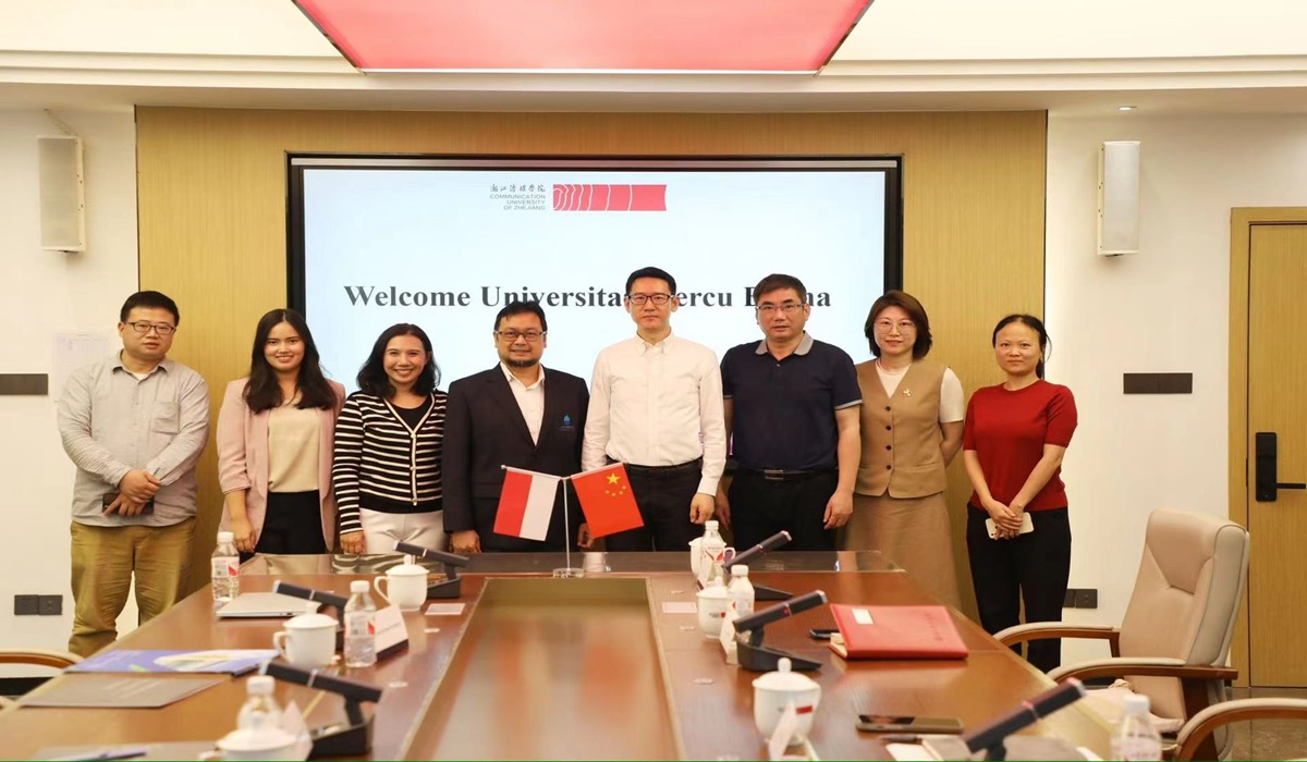 Kunjungan UMB ke Tiongkok