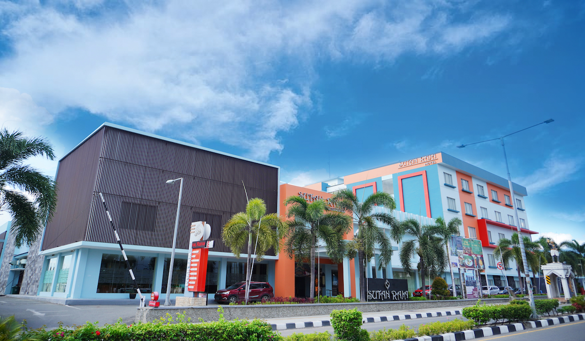 Fasilitas Karaoke di Sutan Raja Hotel di Sulawesi Tengah