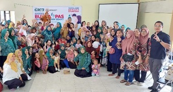 Peluncuran program Peduli Asupan Sehat (Bunda Pas) di Surabaya.