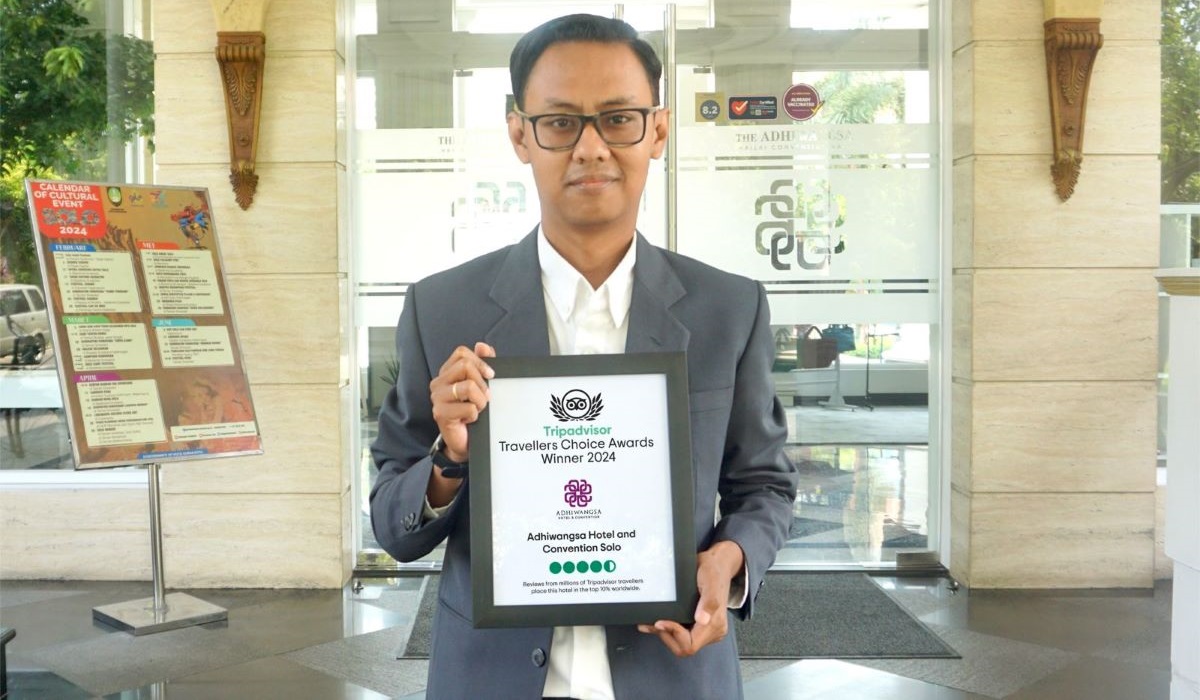 Adhiwangsa Hotel & Convention Solo meraih penghargaan yang diberikan Tripadvisor Traveller Choice Awards Winner 2024.