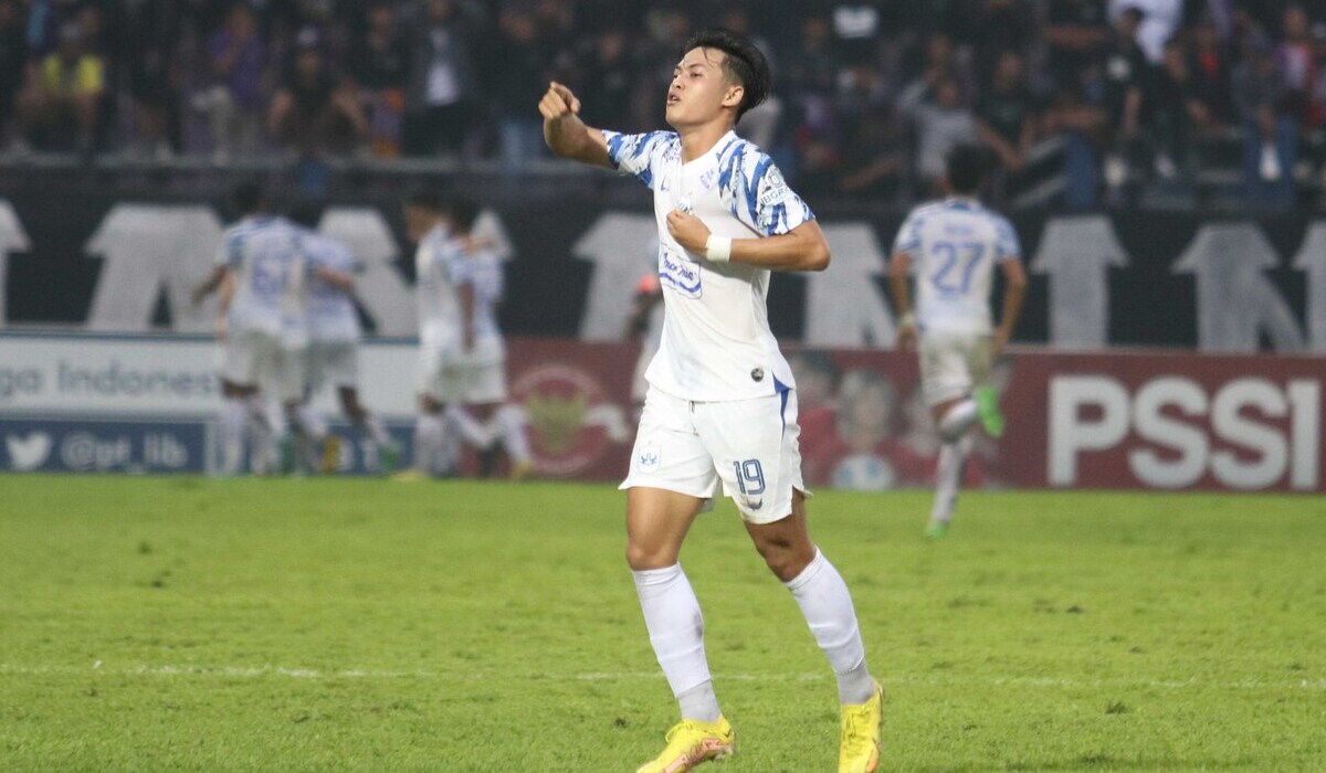 Pesepak bola PSIS Semarang Alfeandra Dewangga yang akan bergabung dengan Timnas U-23 Indonesia.