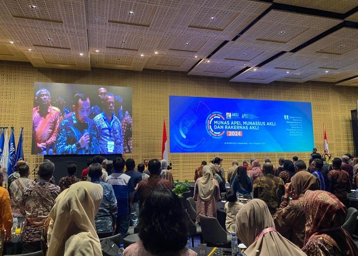  Munas Asosiasi Profesionalis Elektrikal-Mekanikal Indonesia (APEI) dan Munassus Asosiasi Kontraktor Listrik dan Mekanikal Indonesia (AKLI) 