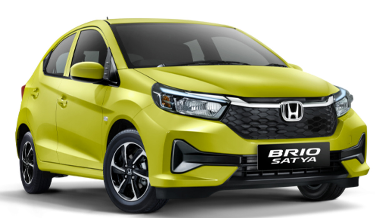 Honda Brio Satya.
