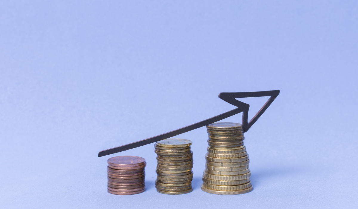 Ilustrasi pertumbuhan ekonomi meningkat.